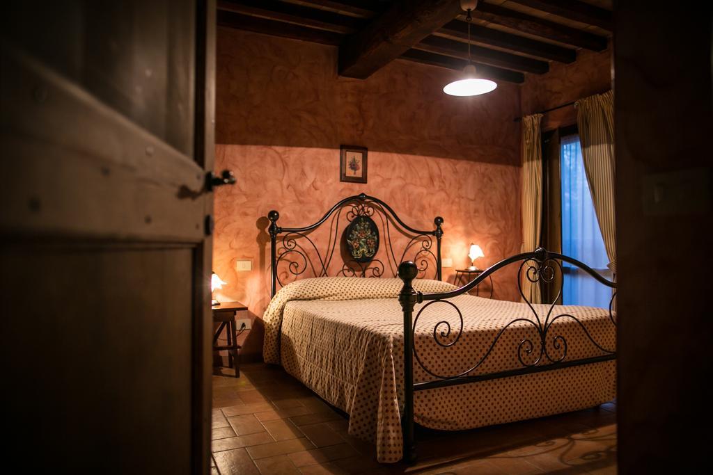 La Tenuta Dei Ricordi Castel Ritaldi Esterno foto