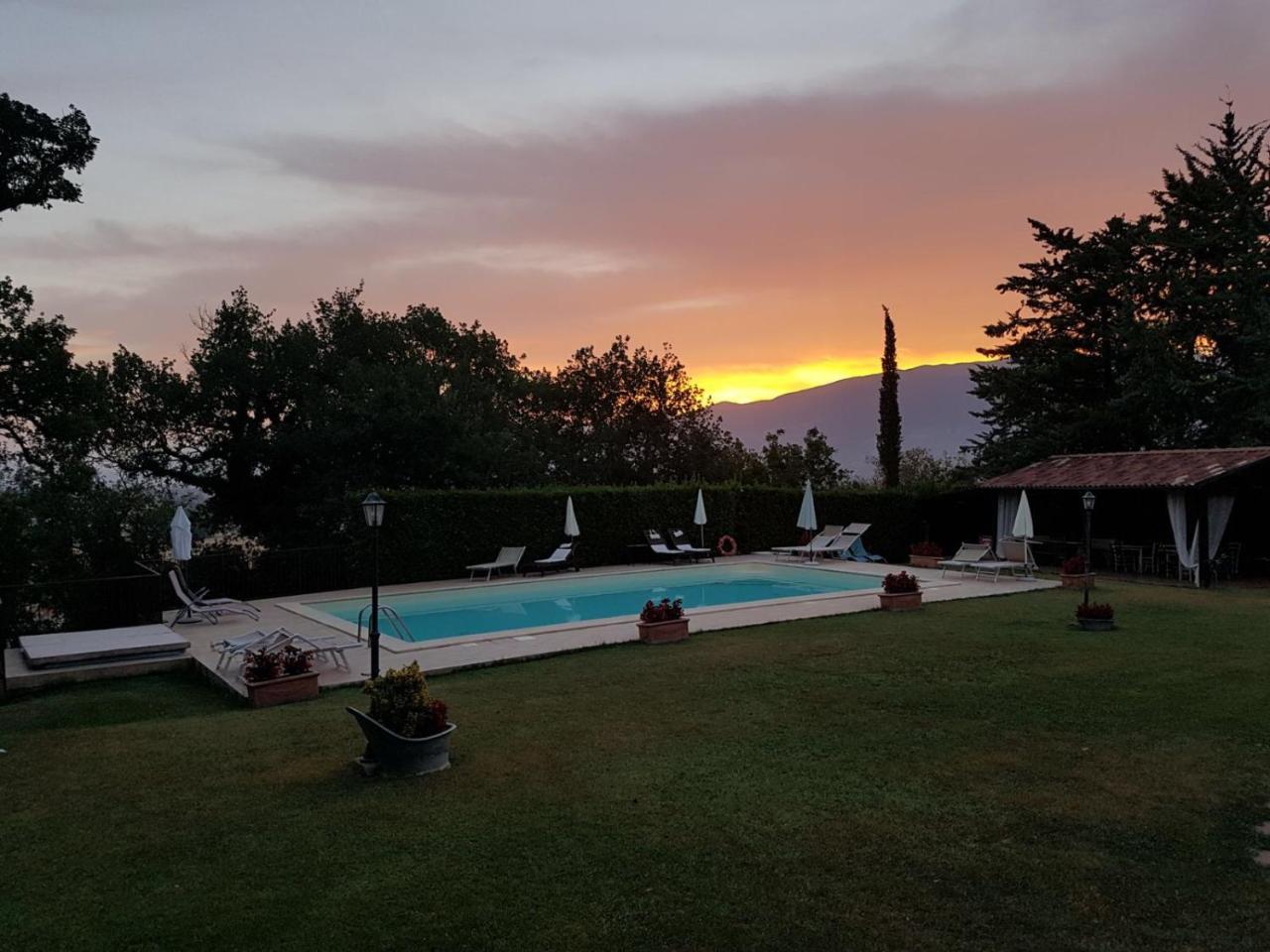 La Tenuta Dei Ricordi Castel Ritaldi Esterno foto